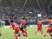 IM电竞官网-联赛中双方球队激烈对抗赛场火爆