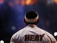 IM电竞投注平台-巴黎风暴席卷华沙，阿什拉夫·哈基米如何成为法国血拼波兰的关键先生