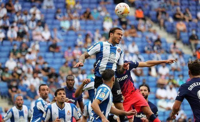 包含佩鲁贾客场战平，保级压力持续增加的词条