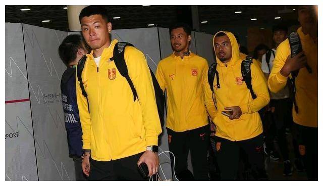 国家队备战世预赛,主教练讲战术布置的简单介绍 国家队备战世预赛,主教练讲战术布置的简单介绍