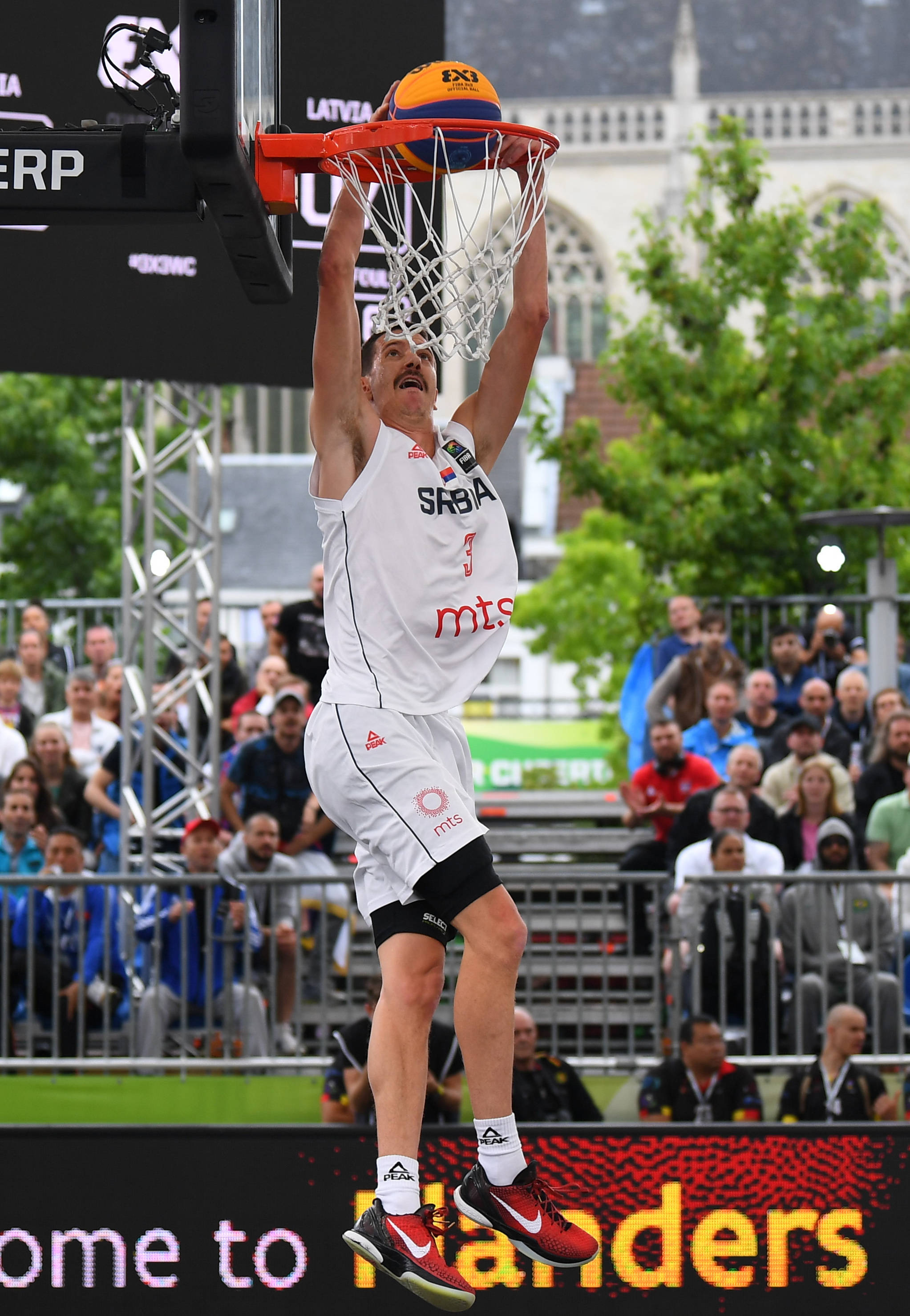 塞尔维亚篮球队发布全队训练计划安排 塞尔维亚篮球队发布全队训练计划安排