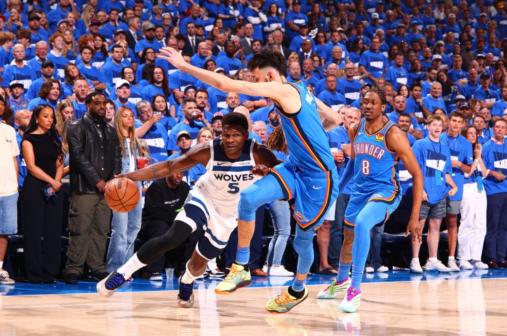 关于森林狼得分王今日复出，为球队助威的信息