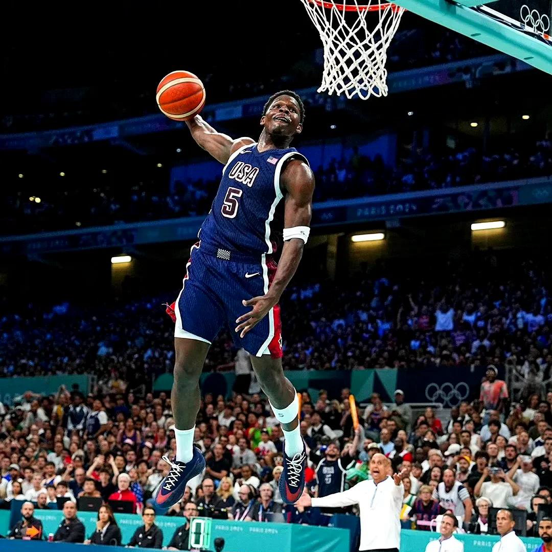 奇才逆转巴西男篮，利拉德打破历史纪录