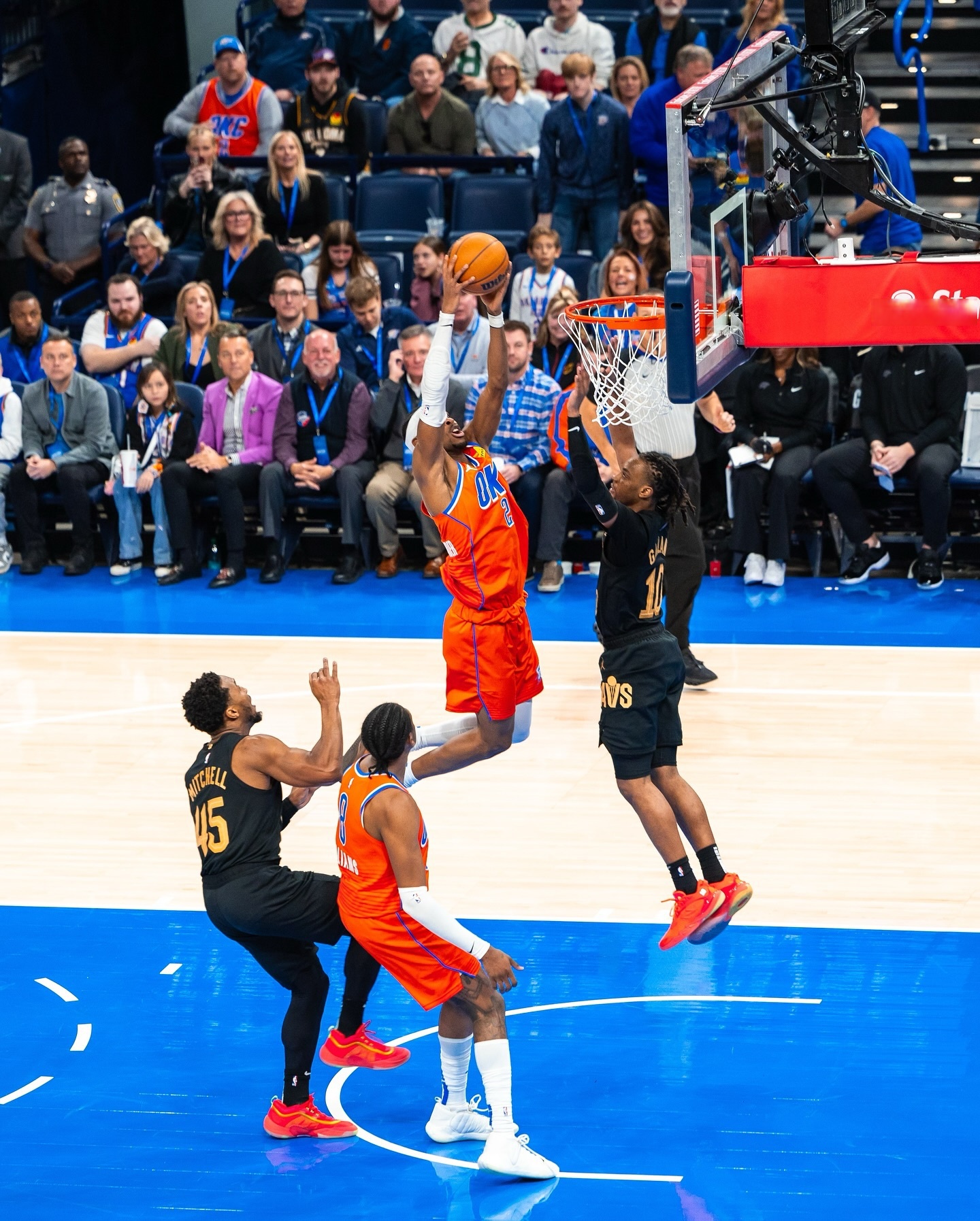 包含热火B队鏖战尼日利亚男篮，欧文绝境逆转的词条