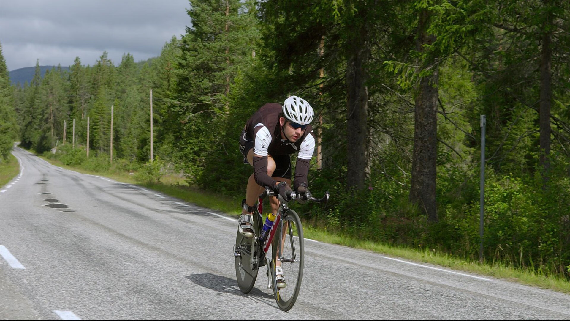 跨越领域的统治力,从戈贝尔欧冠称霸到凯尔特人压制国王的战术共鸣